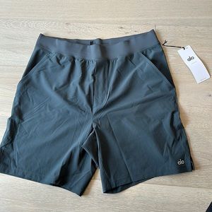 NWT ALO MENS SHORTS